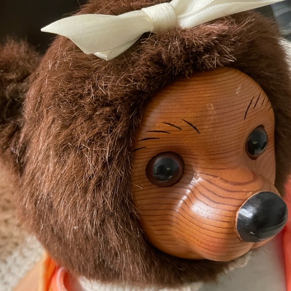 Rare HTF Robert Raikes “Camp Grizzly” Signed & Numbered Charming Wood Face Bear - Picture 16 of 17